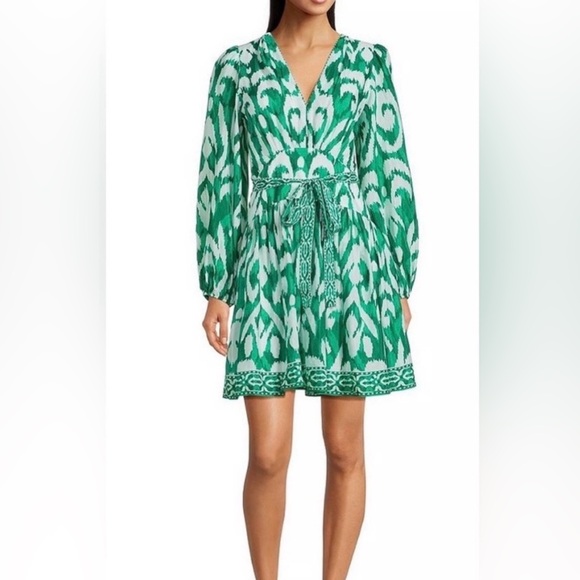 Alex Marie Dresses & Skirts - NWT Alex Marie green white Renata printed tropical getaway dress with tie 10